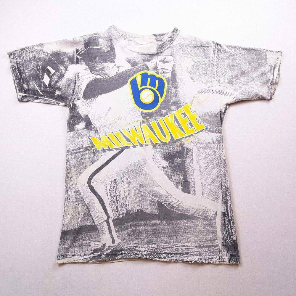 Vintage Milwaukee Brewers AOP Tshirt MLB Rare Tee Size Small